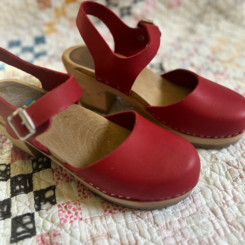 Red Leather Women's Mules & Clogs - Picture 3 of 7